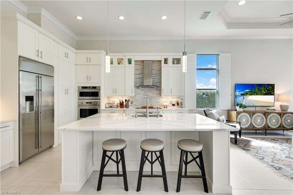 5798 Anegada Dr, Naples, FL 34113-8