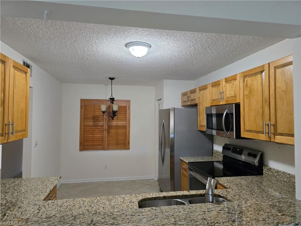 5737 Whitaker Rd C104, Naples, FL 34112-8