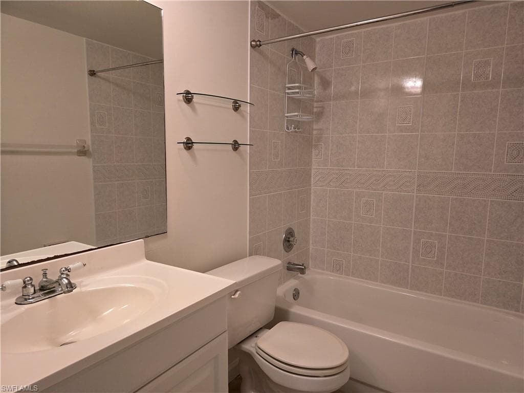 5737 Whitaker Rd C104, Naples, FL 34112-12