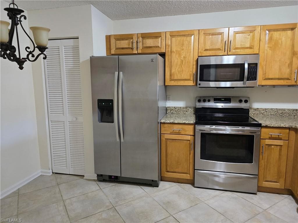5737 Whitaker Rd C104, Naples, FL 34112-7