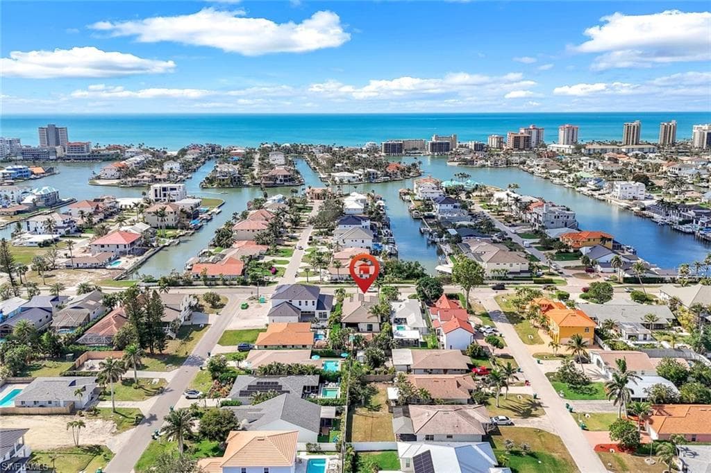10340 Vanderbilt Dr, Naples, FL 34108-10