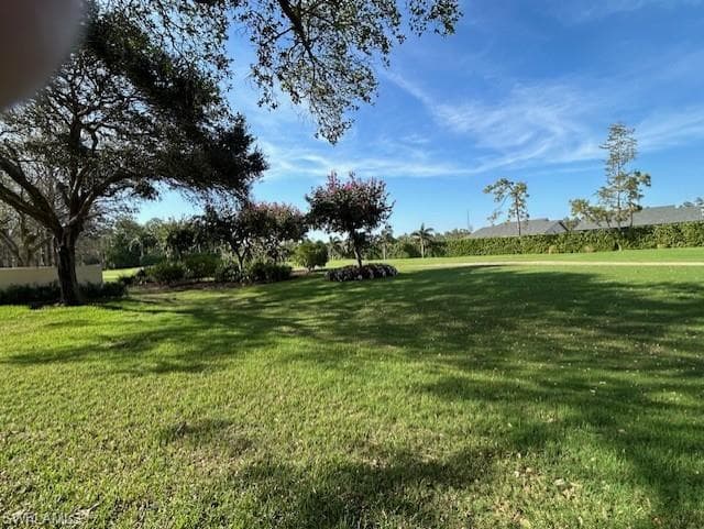 3705 Amberly Cir F101, Naples, FL 34112-4