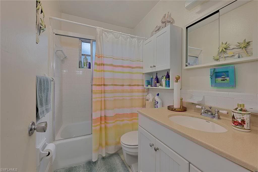 1246 Hilltop Dr, Naples, FL 34103-9