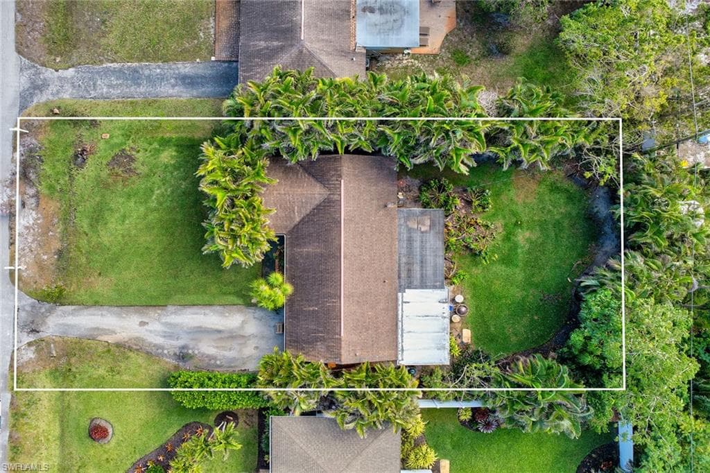 1246 Hilltop Dr, Naples, FL 34103-4
