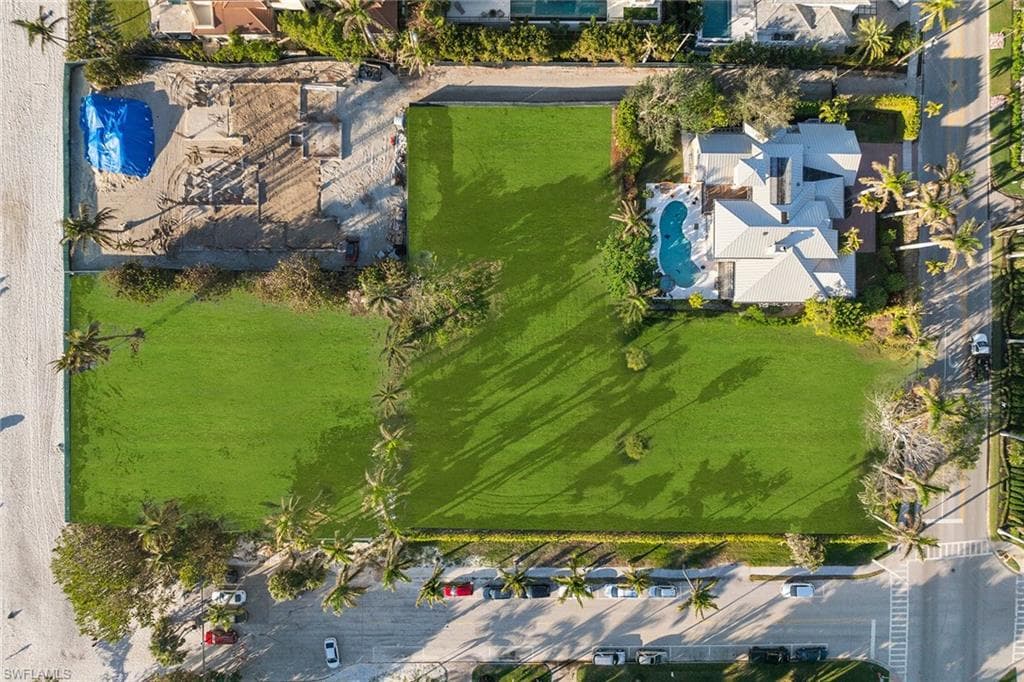 470 Gulf Shore Blvd S, Naples, FL 34102-4