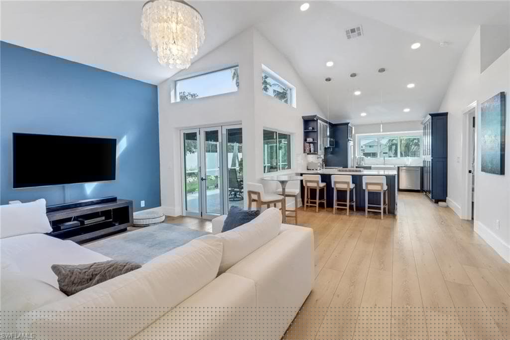1139 Jardin Dr, Naples, FL 34104-14