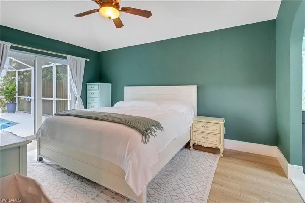 1139 Jardin Dr, Naples, FL 34104-17