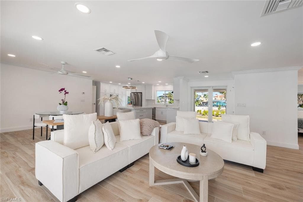 418 Germain Ave, Naples, FL 34108-12