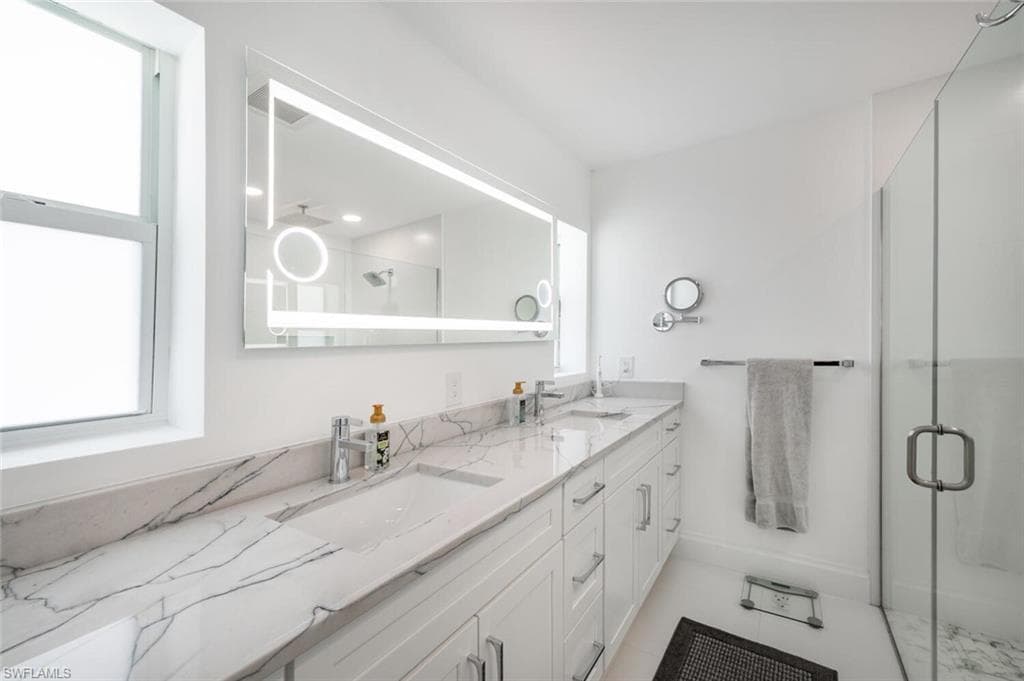 418 Germain Ave, Naples, FL 34108-27