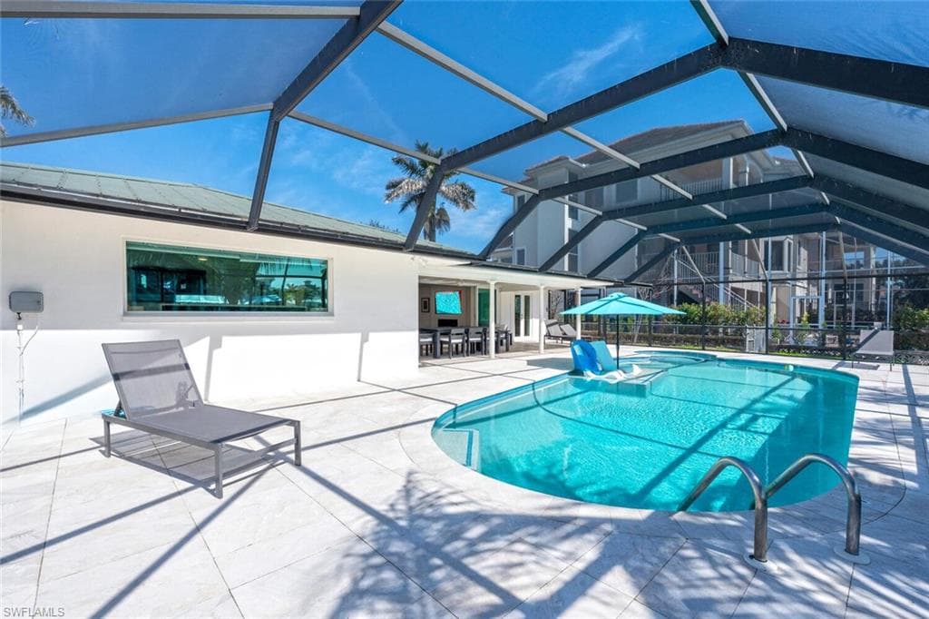 418 Germain Ave, Naples, FL 34108-40