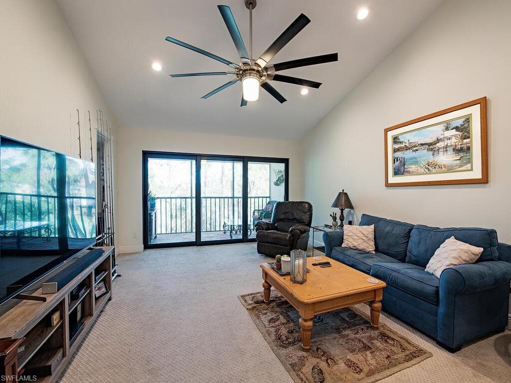 5767 Deauville Cir D301, Naples, FL 34112-3