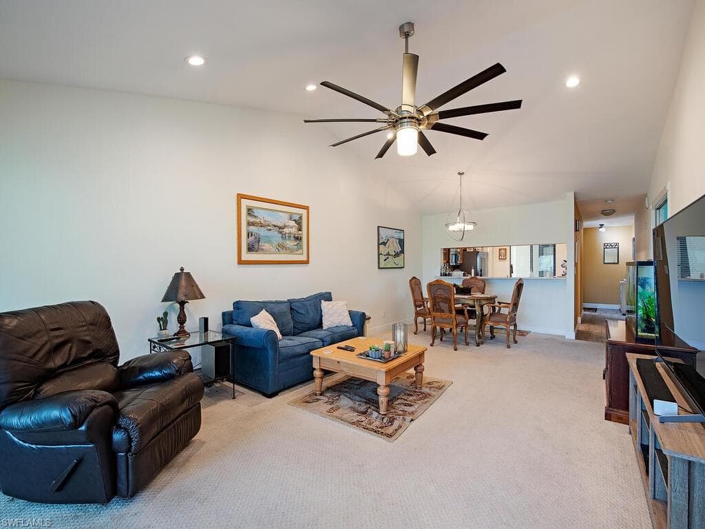 5767 Deauville Cir D301, Naples, FL 34112-4