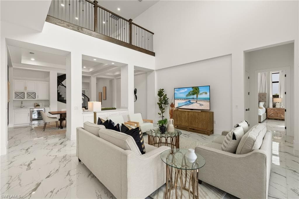 16153 Verilyn Cir, Naples, FL 34110-12
