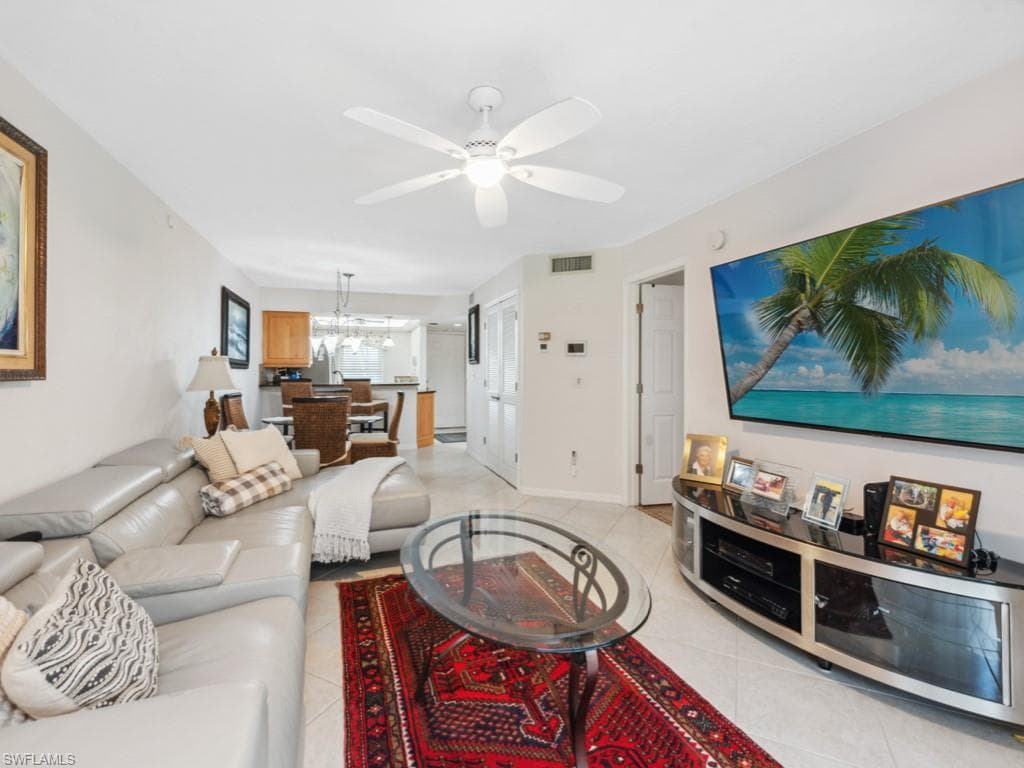 850 Elkhorn Ct 213, Marco Island, FL 34145-9