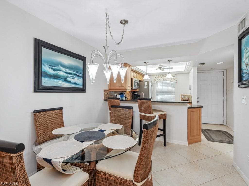 850 Elkhorn Ct 213, Marco Island, FL 34145-4
