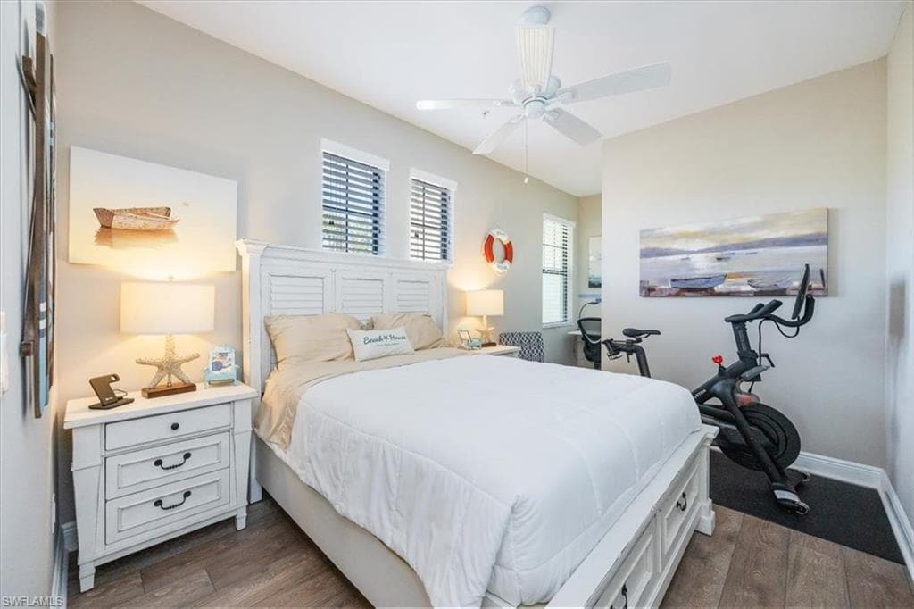 15201 Butler Lake Dr 202, Naples, FL 34109-19