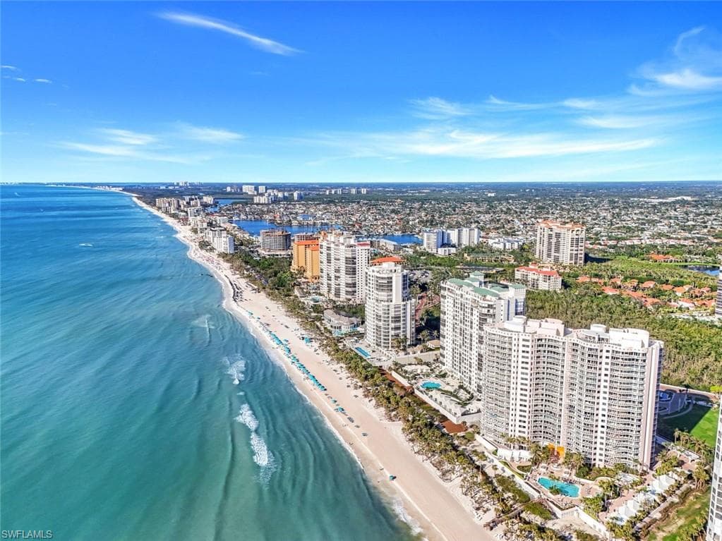 8231 Bay Colony Dr 903, Naples, FL 34108-50
