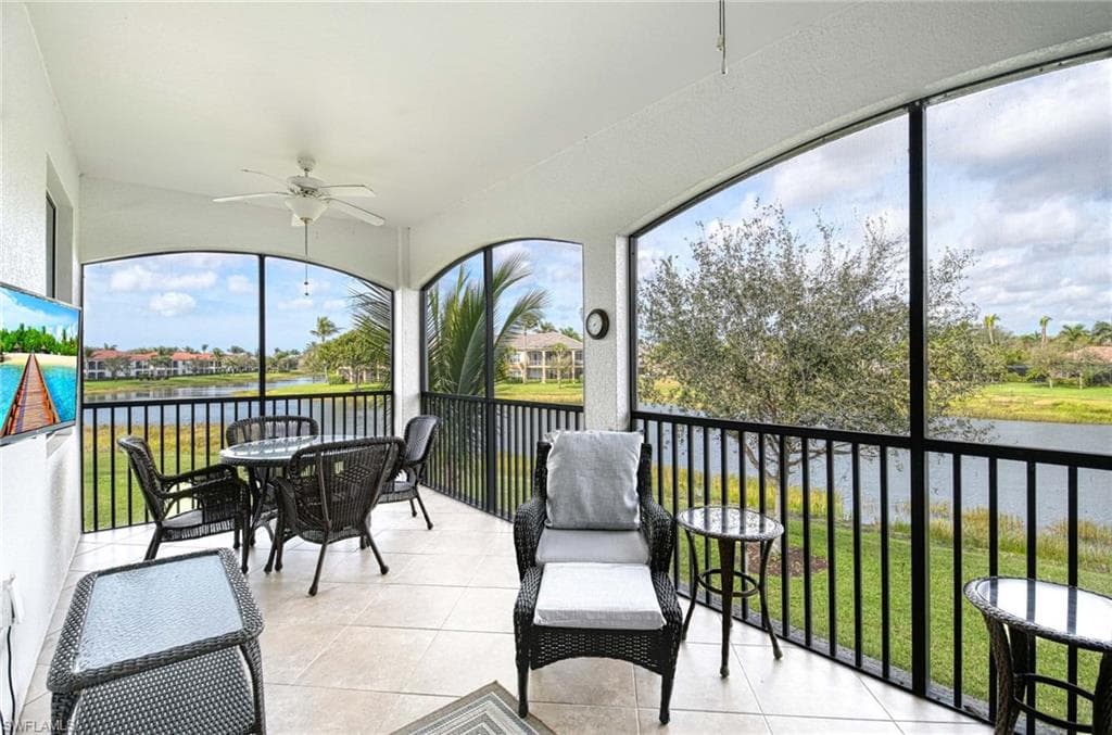 3159 Serena Ln 201, Naples, FL 34114-1