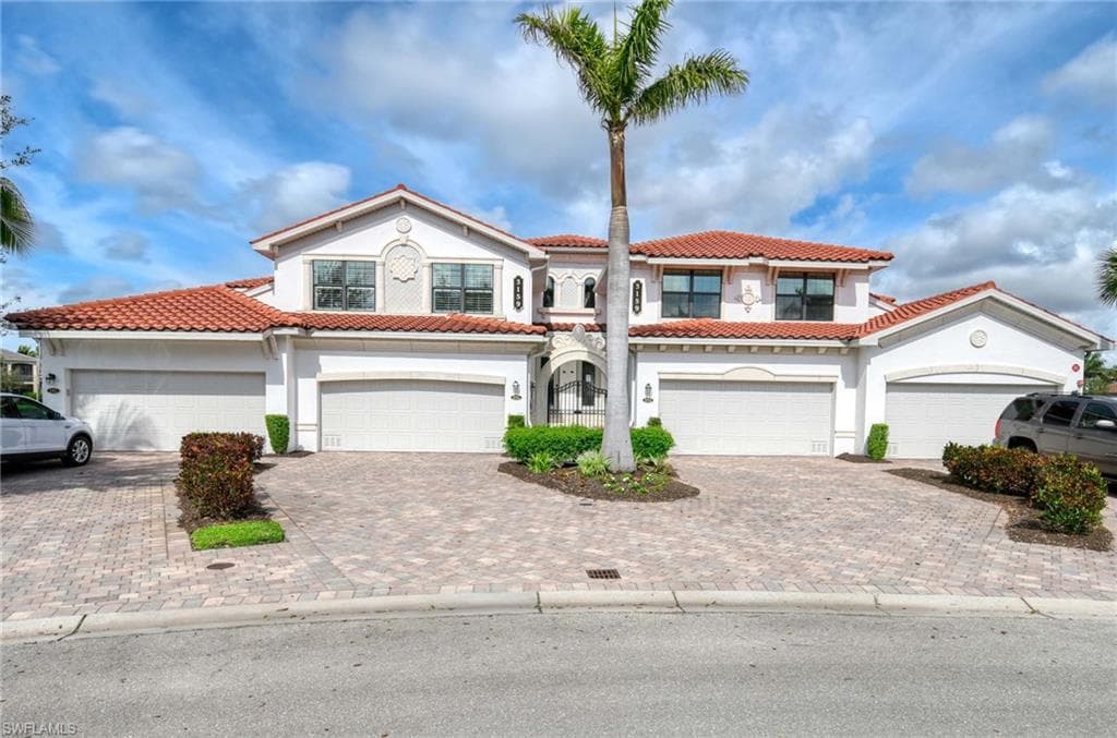 3159 Serena Ln 201, Naples, FL 34114-27