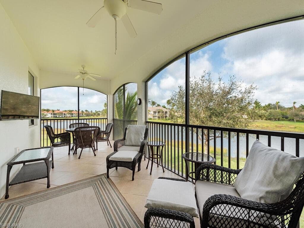 3159 Serena Ln 201, Naples, FL 34114-28
