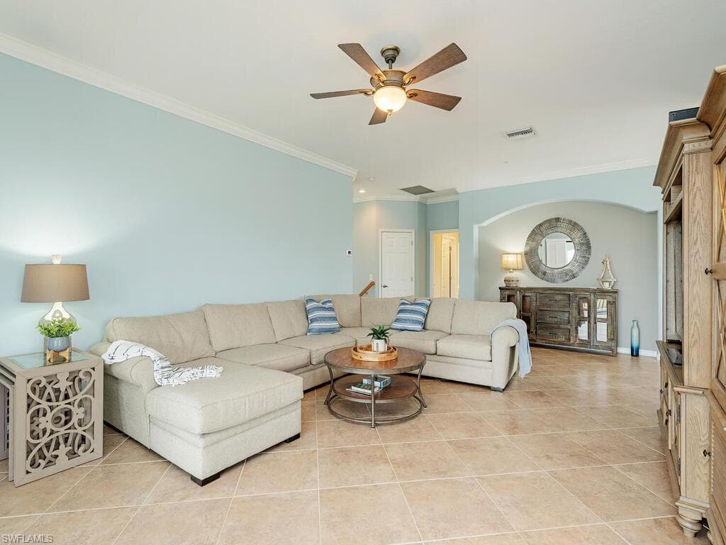 3159 Serena Ln 201, Naples, FL 34114-29