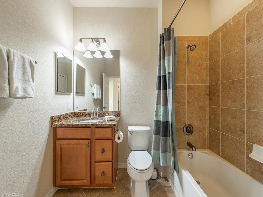 3159 Serena Ln 201, Naples, FL 34114-30