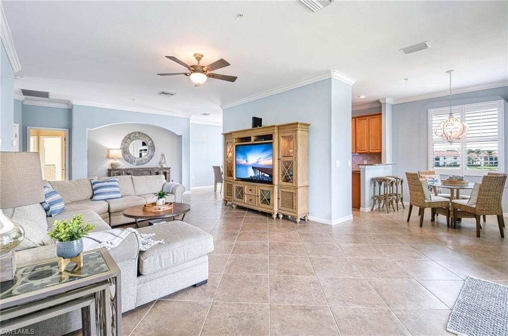 3159 Serena Ln 201, Naples, FL 34114-6