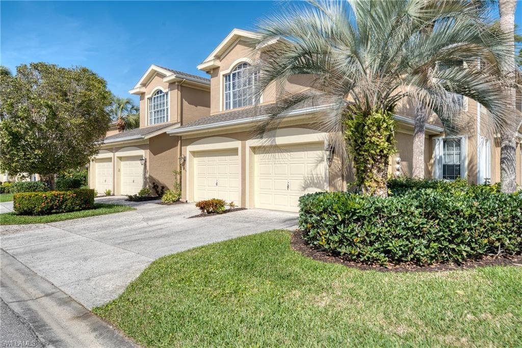 23039 Lone Oak Dr, Estero, FL 33928-4