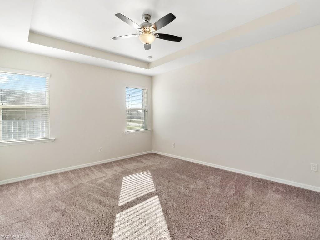 2911 25th Pl, Cape Coral, FL 33914-17