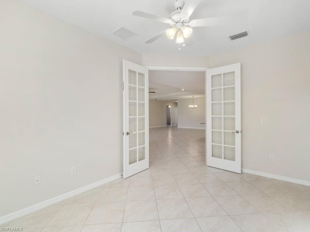 2911 25th Pl, Cape Coral, FL 33914-24