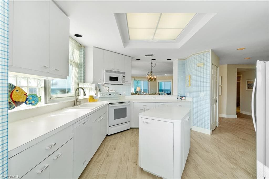 253 Barefoot Beach Blvd 206, Bonita Springs, FL 34134-10