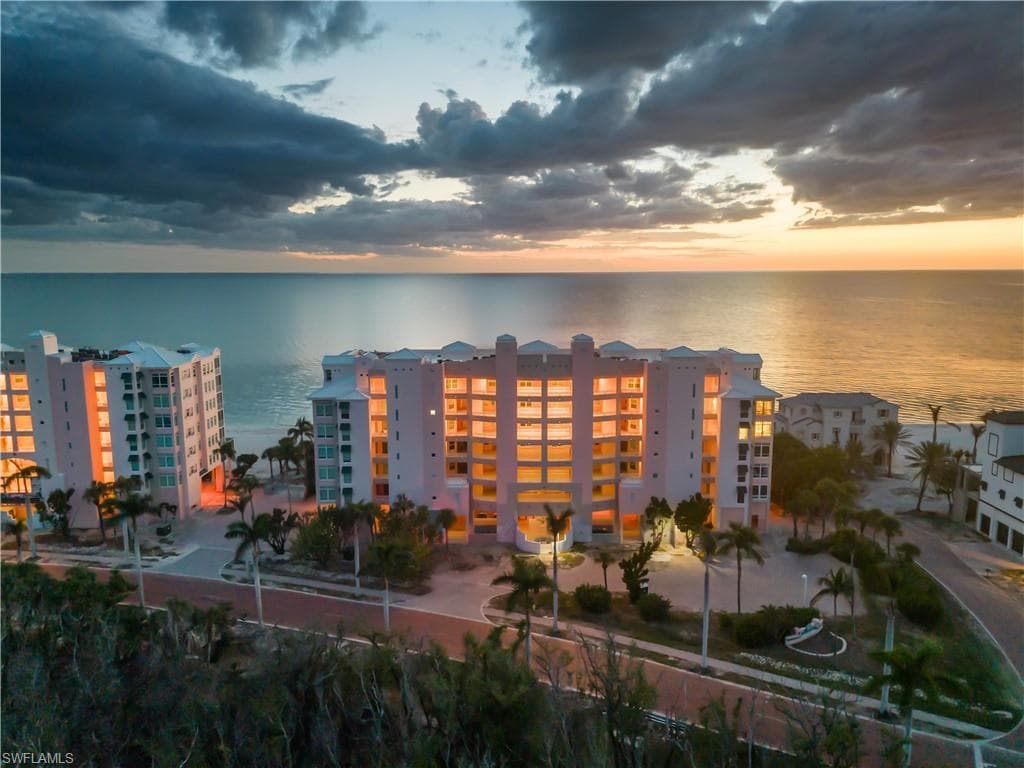 253 Barefoot Beach Blvd 206, Bonita Springs, FL 34134-33