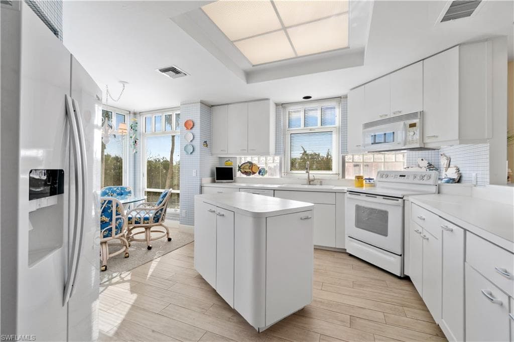 253 Barefoot Beach Blvd 206, Bonita Springs, FL 34134-8