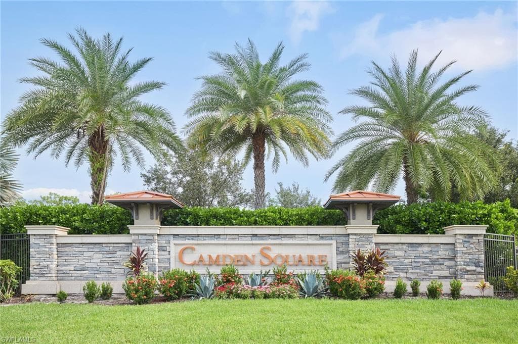 6604 Ensor Ct, Fort Myers, FL 33966-4