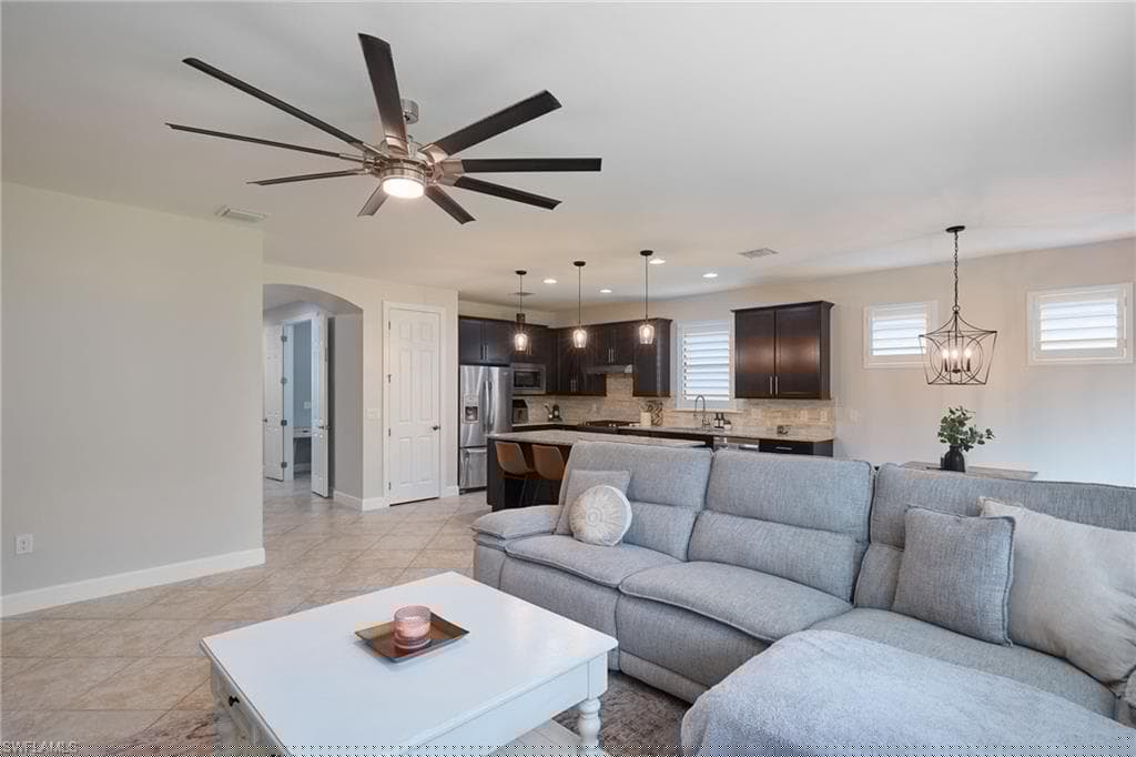 6604 Ensor Ct, Fort Myers, FL 33966-8