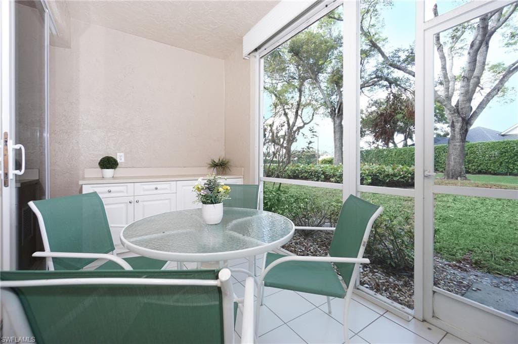 853 Tanbark Dr 105, Naples, FL 34108-10