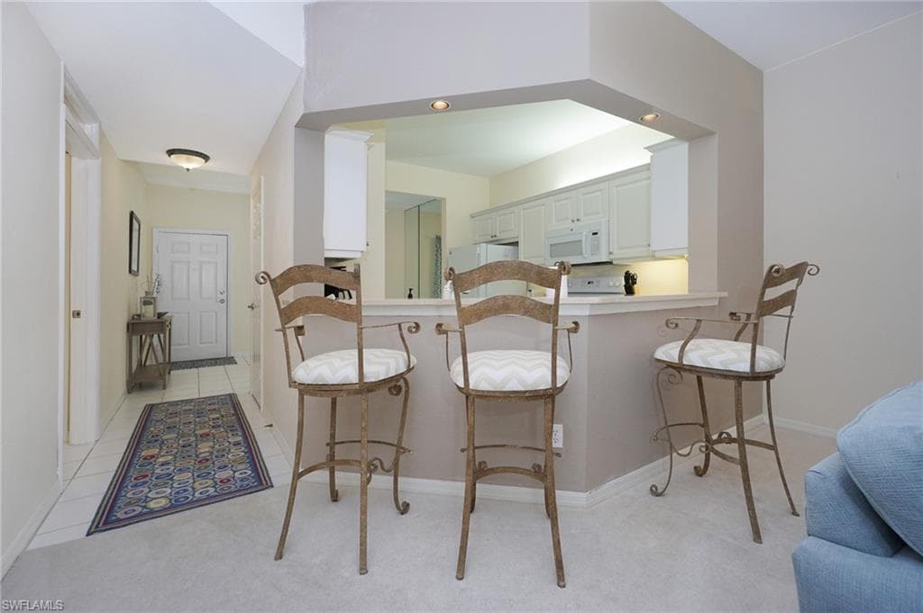 853 Tanbark Dr 105, Naples, FL 34108-13