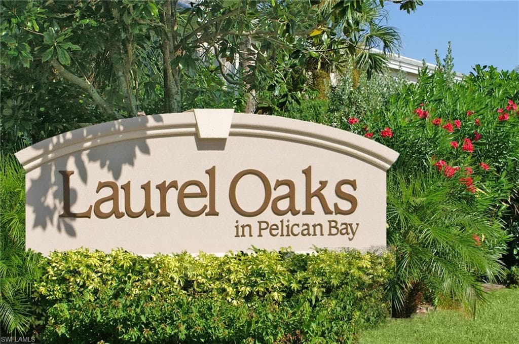 853 Tanbark Dr 105, Naples, FL 34108-2
