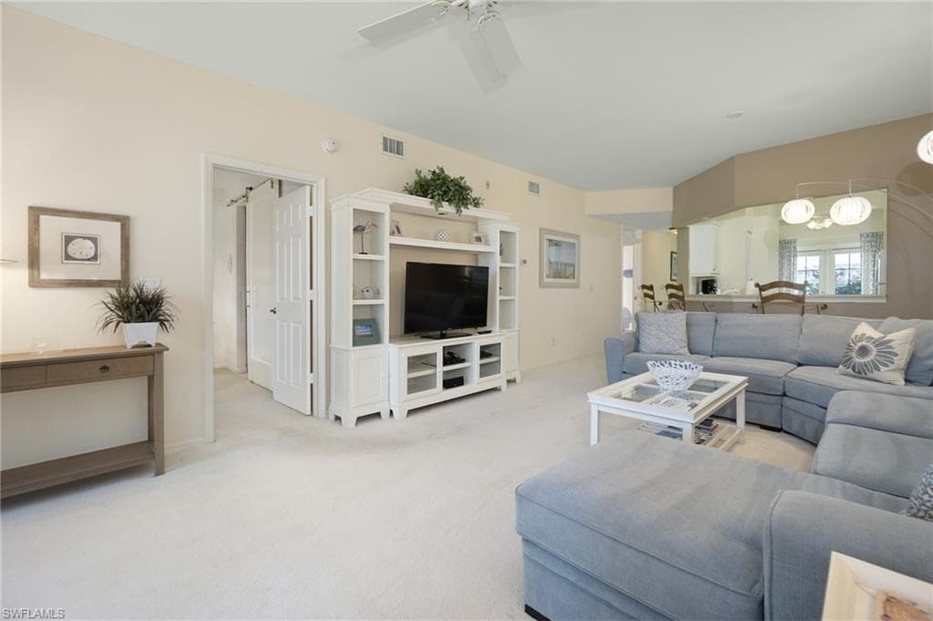 853 Tanbark Dr 105, Naples, FL 34108-7