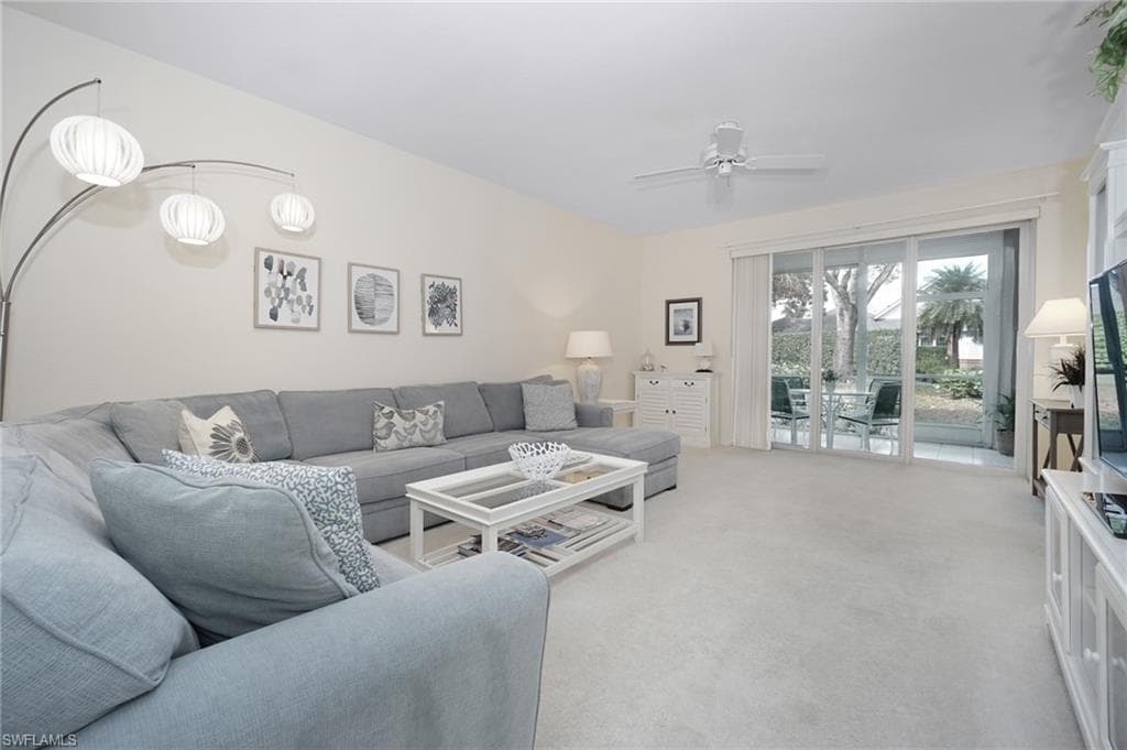 853 Tanbark Dr 105, Naples, FL 34108-8