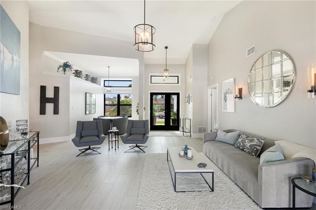 219 Angler Ct, Marco Island, FL 34145-15