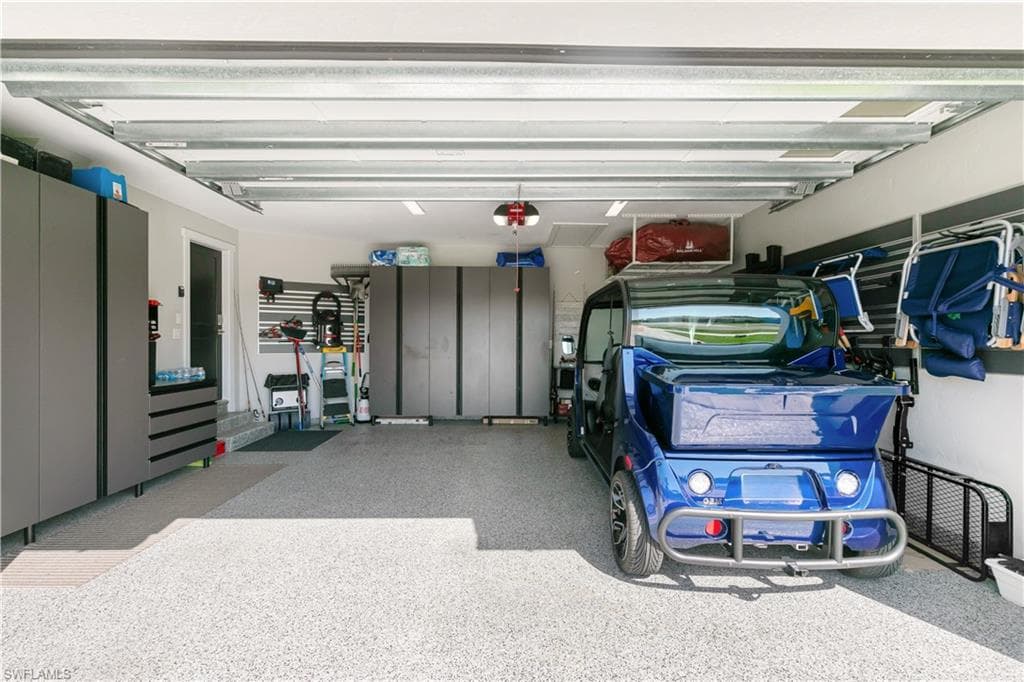 219 Angler Ct, Marco Island, FL 34145-32