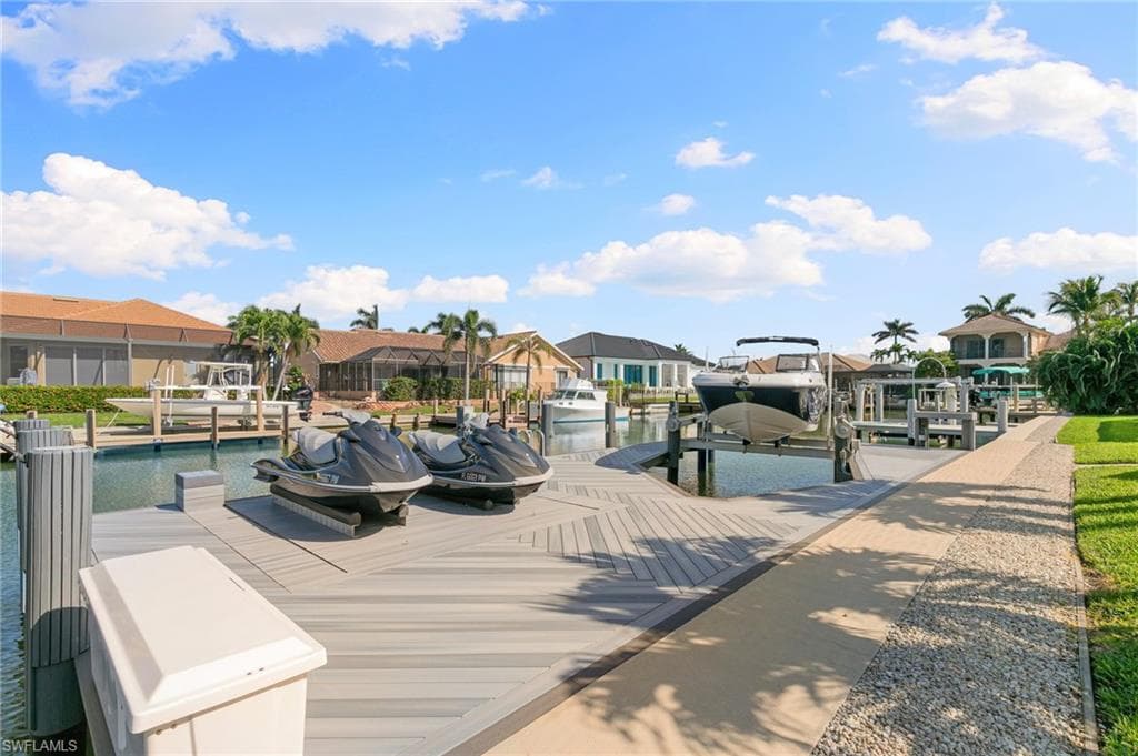 219 Angler Ct, Marco Island, FL 34145-43