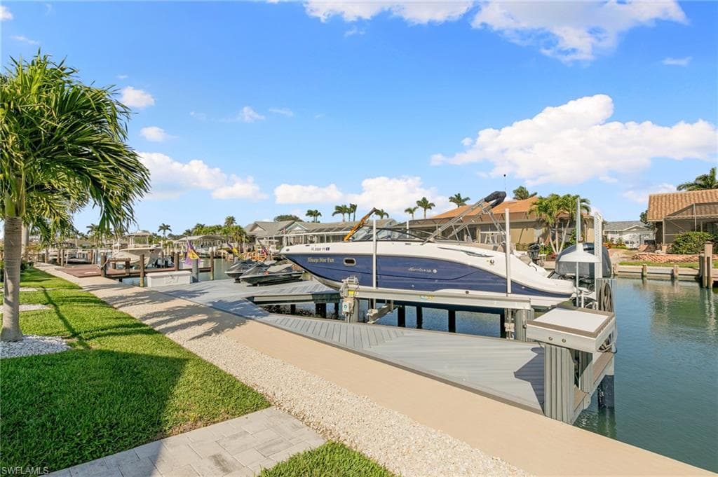 219 Angler Ct, Marco Island, FL 34145-44