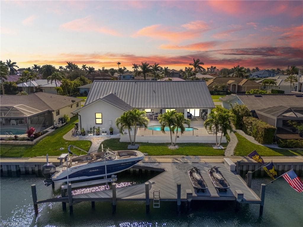 219 Angler Ct, Marco Island, FL 34145-4