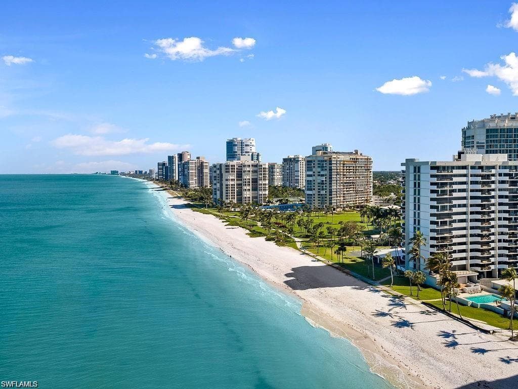 4005 Gulf Shore Blvd N 802, Naples, FL 34103-25