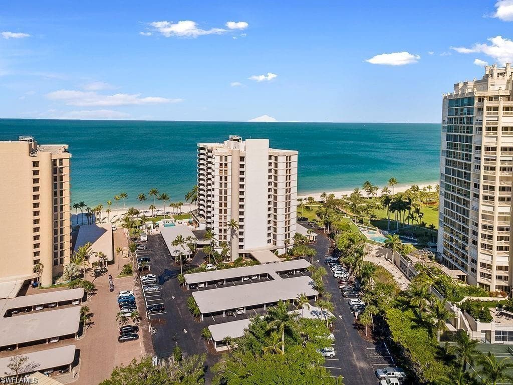 4005 Gulf Shore Blvd N 802, Naples, FL 34103-26