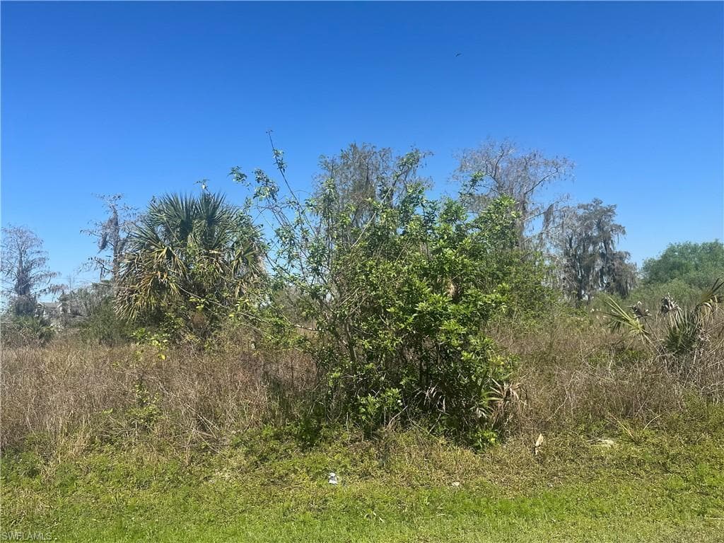 3361 31st Ave NE, Naples, FL 34120-2