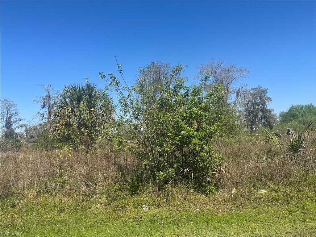 3361 31st Ave NE, Naples, FL 34120-4