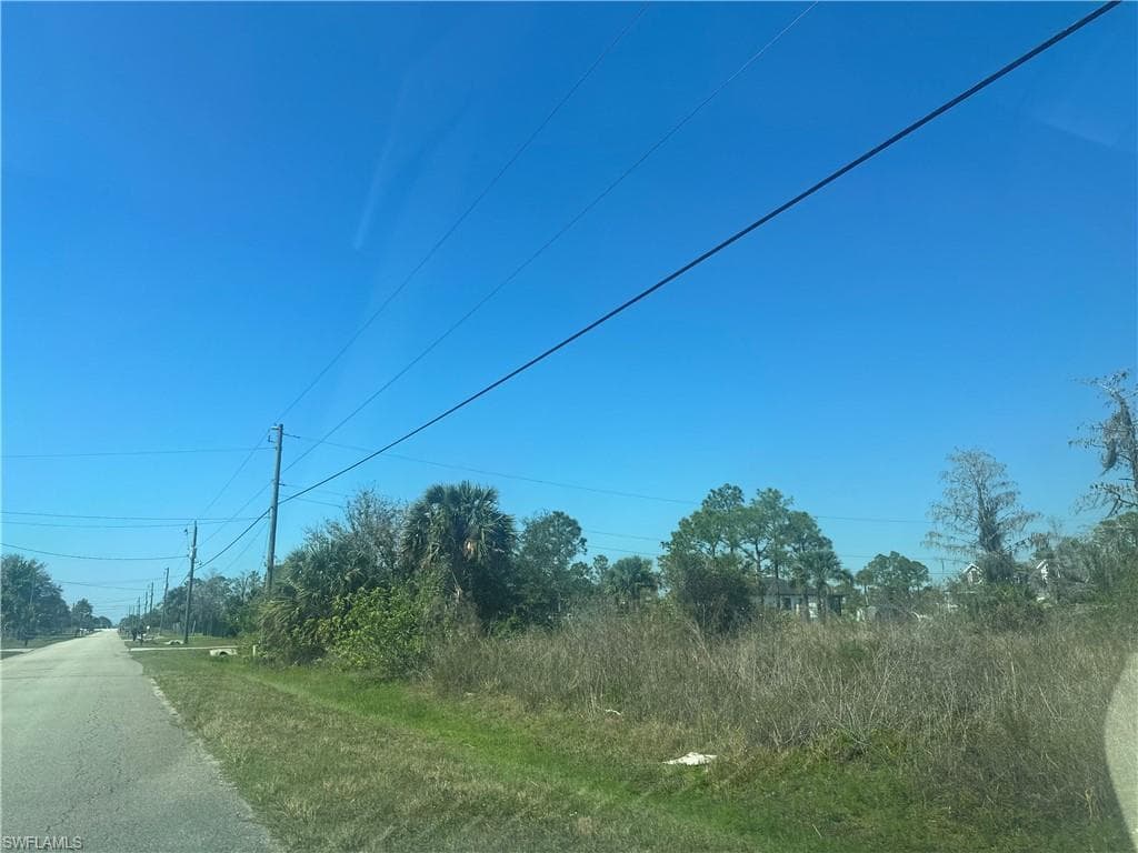 3361 31st Ave NE, Naples, FL 34120-6